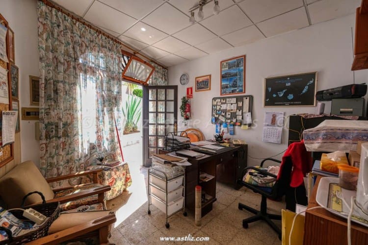 Kommersiell til salgs i Los Gigantes - € 280 000 (Ref: 8246837)