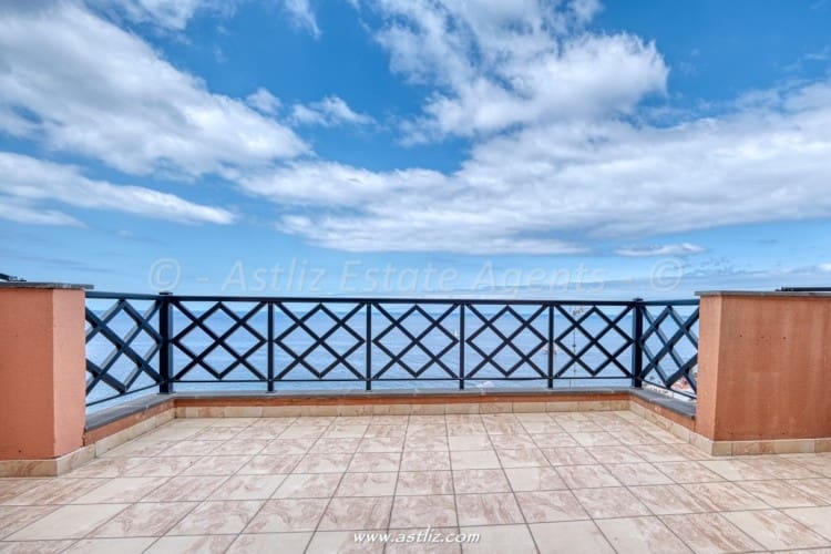 2 soveværelse Lejlighed til salg i Puerto Santiago - € 320.000 (Ref: 8332880)