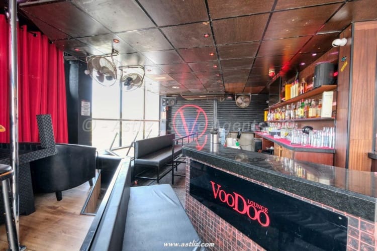 Komercyjne na sprzedaż w Playa de las Americas - 130 000 € (Ref: 8433860)