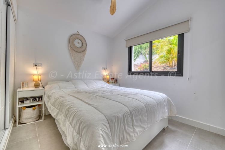 5 soverom Villa til salgs i Los Gigantes med svømmebasseng - € 1 950 000 (Ref: 8518536)