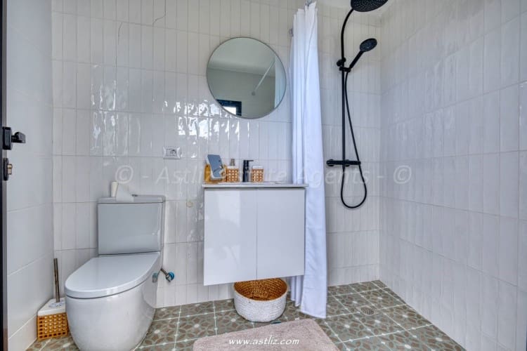 5 soverom Villa til salgs i Los Gigantes med svømmebasseng - € 1 950 000 (Ref: 8518536)