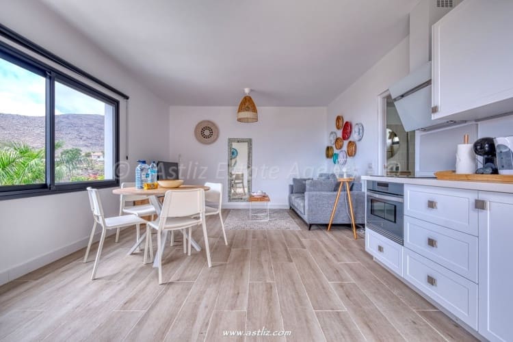 5 soverom Villa til salgs i Los Gigantes med svømmebasseng - € 1 950 000 (Ref: 8518536)