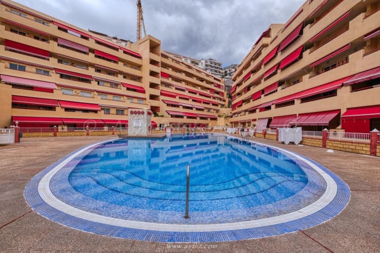 2 bedroom Apartment for sale in Puerto Santiago with pool - € 239,000 (Ref: 8533199)