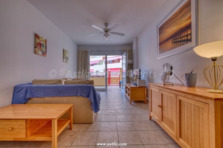 2 bedroom Apartment for sale in Puerto Santiago with pool - € 239,000 (Ref: 8533199)