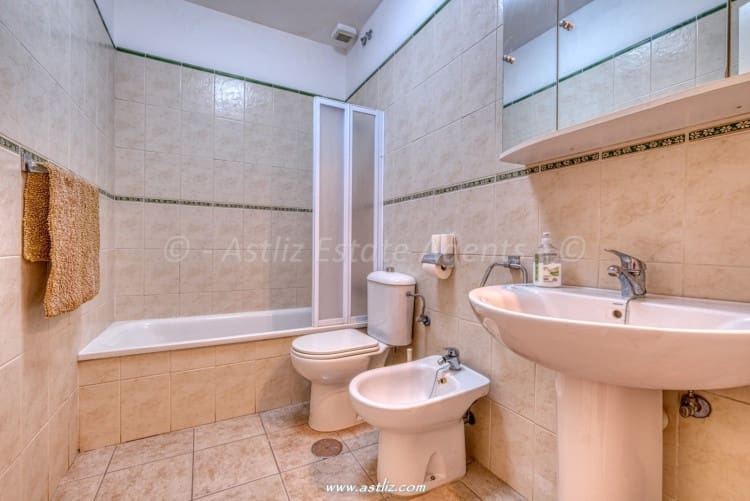 2 bedroom Apartment for sale in Puerto Santiago with pool - € 239,000 (Ref: 8533199)