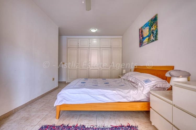 2 bedroom Apartment for sale in Puerto Santiago with pool - € 239,000 (Ref: 8533199)