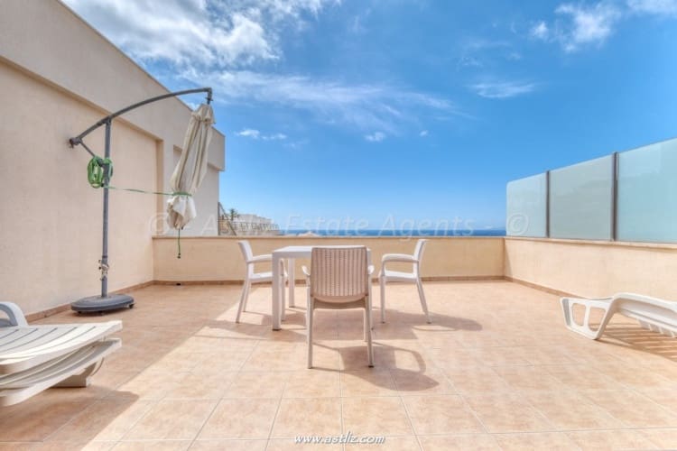 1 soveværelse Lejlighed til salg i Puerto Santiago - € 350.000 (Ref: 8548628)