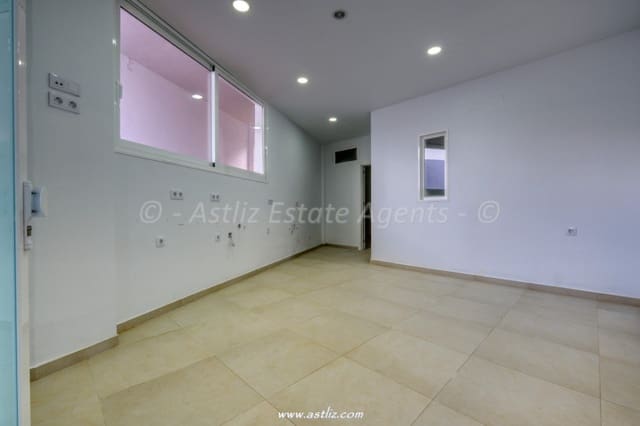 2 soverom Leilighet til salgs i Los Gigantes, Santiago del Teide - € 165 000 (Ref: 8756890)