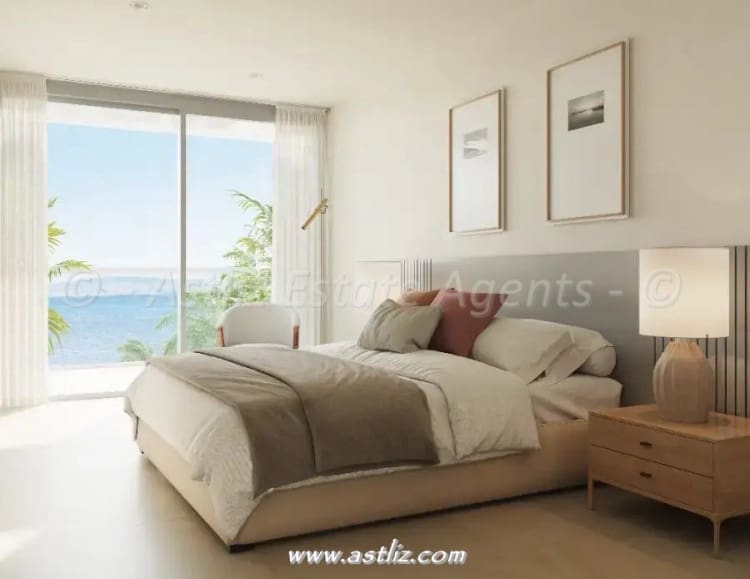 2 bedroom Apartment for sale in Playa San Juan - € 950,000 (Ref: 8765006)