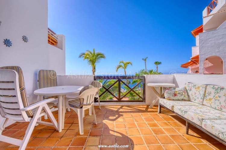 1 soveværelse Lejlighed til salg i Puerto Santiago med swimmingpool - € 290.000 (Ref: 8810880)