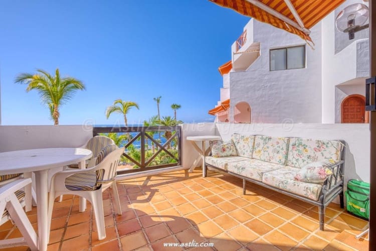 1 soveværelse Lejlighed til salg i Puerto Santiago med swimmingpool - € 290.000 (Ref: 8810880)