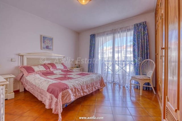 1 soveværelse Lejlighed til salg i Puerto Santiago, Santiago del Teide med swimmingpool - € 290.000 (Ref: 8810880)