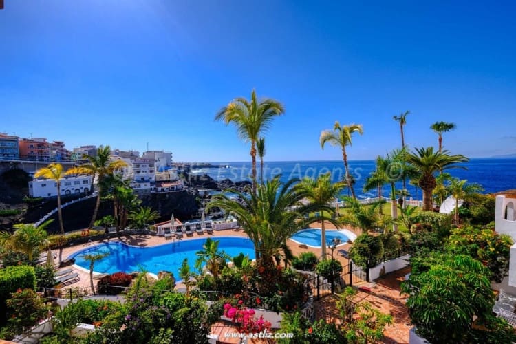 1 soveværelse Lejlighed til salg i Puerto Santiago med swimmingpool - € 290.000 (Ref: 8810880)