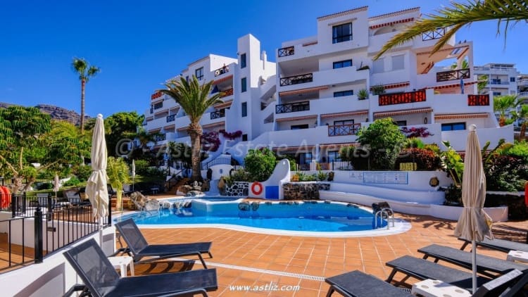 1 soveværelse Lejlighed til salg i Puerto Santiago med swimmingpool - € 290.000 (Ref: 8810880)