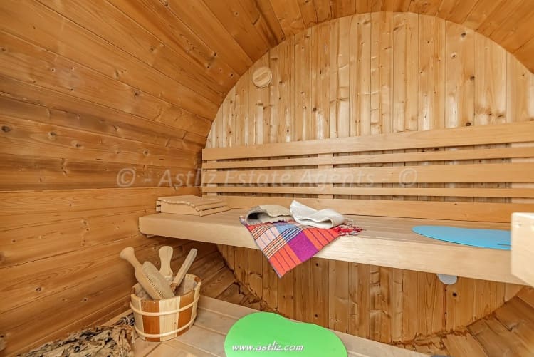 3 soverom Villa til salgs i Callao Salvaje med svømmebasseng - € 795 000 (Ref: 8901601)