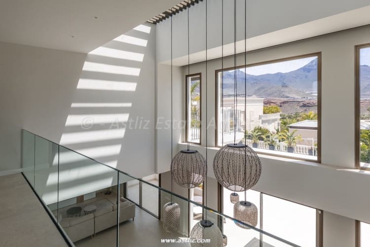 5 soverom Villa til salgs i Costa Adeje med svømmebasseng - € 4 750 000 (Ref: 8904806)