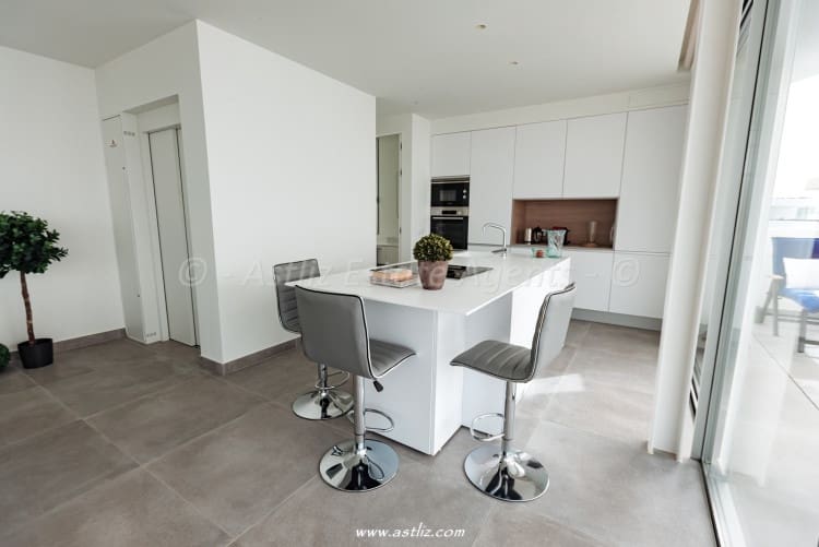 4 soverom Villa til salgs i Callao Salvaje med svømmebasseng - € 1 490 000 (Ref: 8913611)