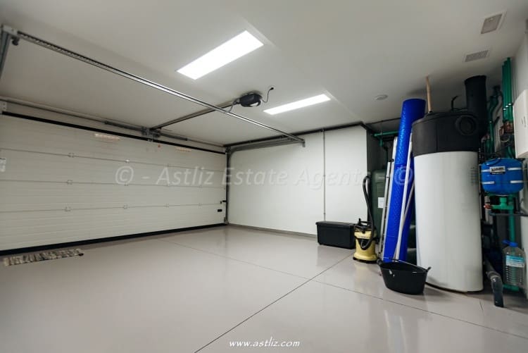 4 soverom Villa til salgs i Callao Salvaje med svømmebasseng - € 1 490 000 (Ref: 8913611)