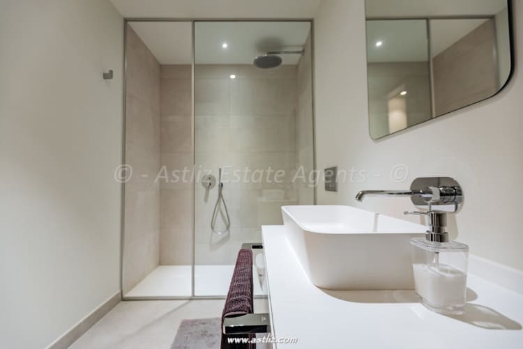 4 soverom Villa til salgs i Callao Salvaje med svømmebasseng - € 1 490 000 (Ref: 8913611)