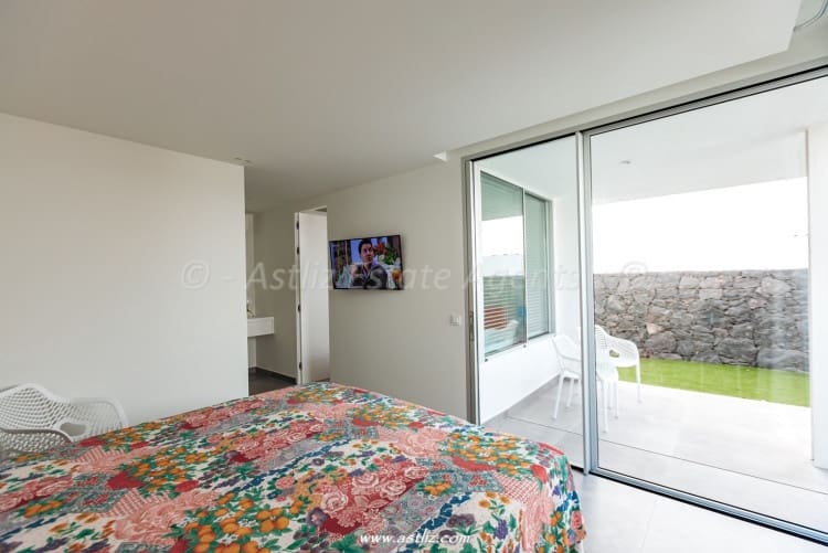 4 soverom Villa til salgs i Callao Salvaje med svømmebasseng - € 1 490 000 (Ref: 8913611)