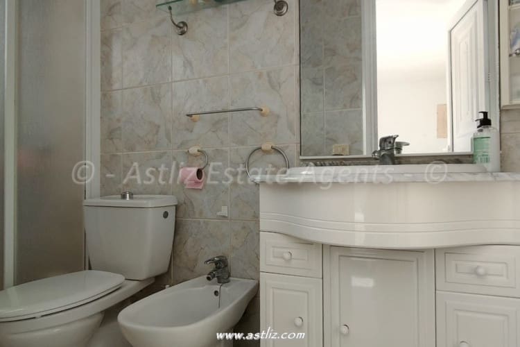 3 soverom Villa til salgs i Callao Salvaje - € 480 000 (Ref: 8953777)