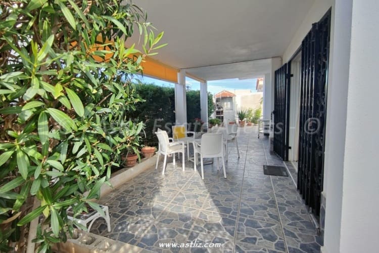 3 soverom Villa til salgs i Callao Salvaje - € 480 000 (Ref: 8953777)