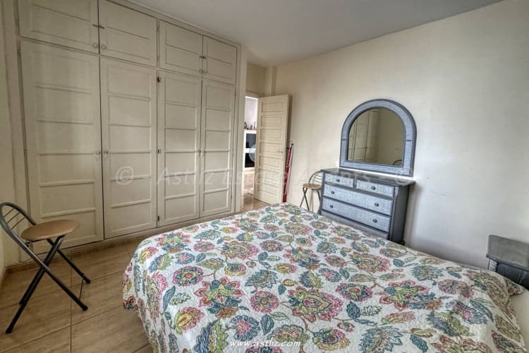 1 soverom Leilighet til salgs i Los Cristianos med svømmebasseng - € 235 000 (Ref: 9009944)