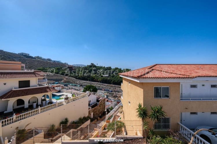 2 soverom Villa til salgs i Costa Adeje med svømmebasseng - € 775 000 (Ref: 9023821)