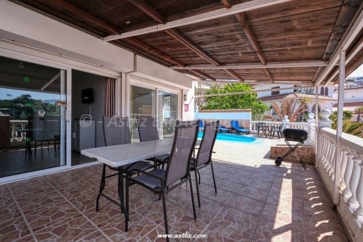 2 soverom Villa til salgs i Costa Adeje med svømmebasseng - € 775 000 (Ref: 9023821)