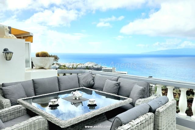 2 slaapkamer Appartement te koop in Los Gigantes, Santiago del Teide - € 490.000 (Ref: 9030031)