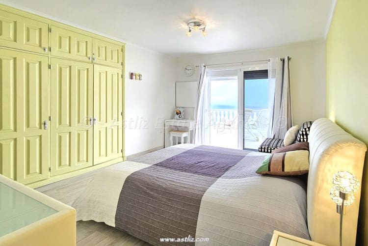 2 slaapkamer Appartement te koop in Los Gigantes - € 490.000 (Ref: 9030031)