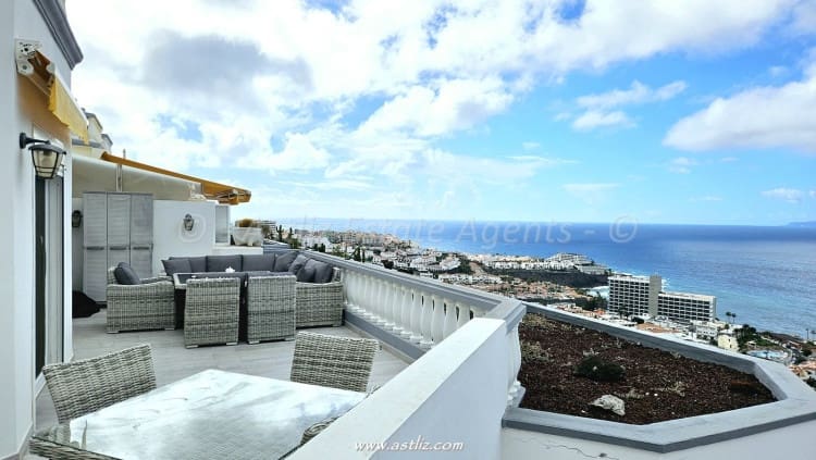 2 slaapkamer Appartement te koop in Los Gigantes - € 490.000 (Ref: 9030031)