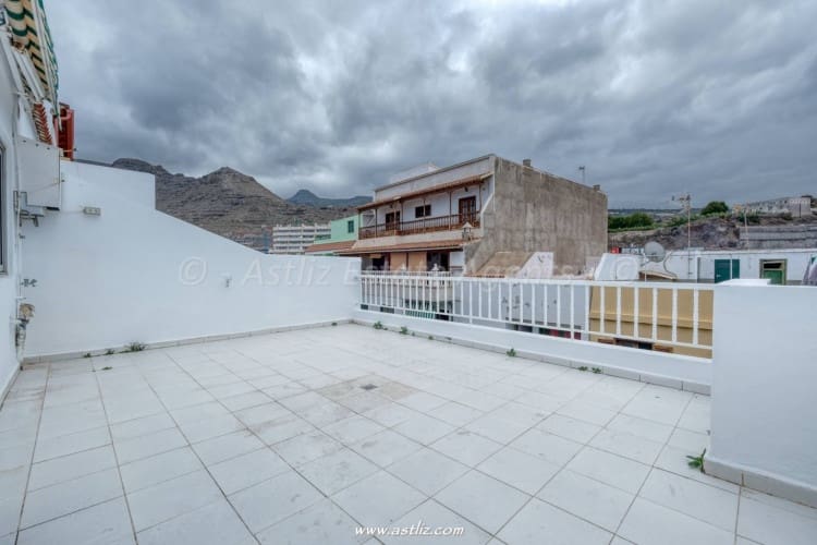 2 soveværelse Lejlighed til salg i Puerto Santiago - € 235.000 (Ref: 9057055)