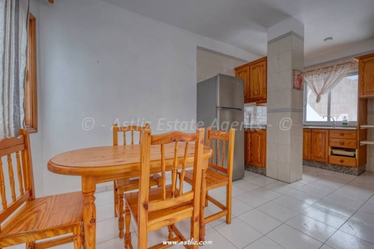 2 soveværelse Lejlighed til salg i Puerto Santiago - € 235.000 (Ref: 9057055)