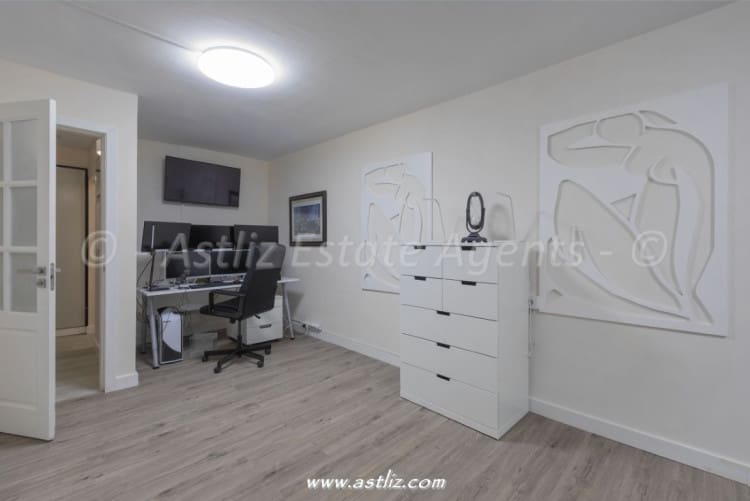 4 soveværelse Villa til salg i Puerto Santiago med swimmingpool - € 1.125.000 (Ref: 9061975)