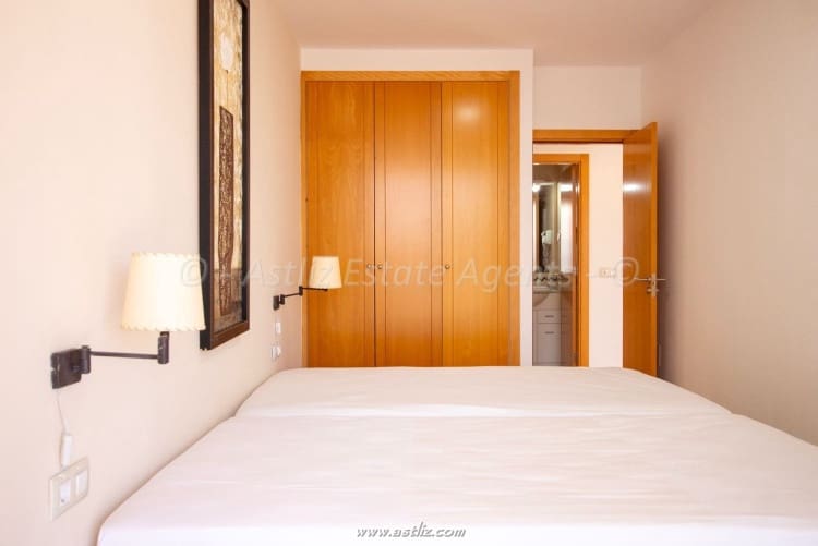 1 soveværelse Lejlighed til salg i Puerto Santiago med swimmingpool - € 198.000 (Ref: 9153007)