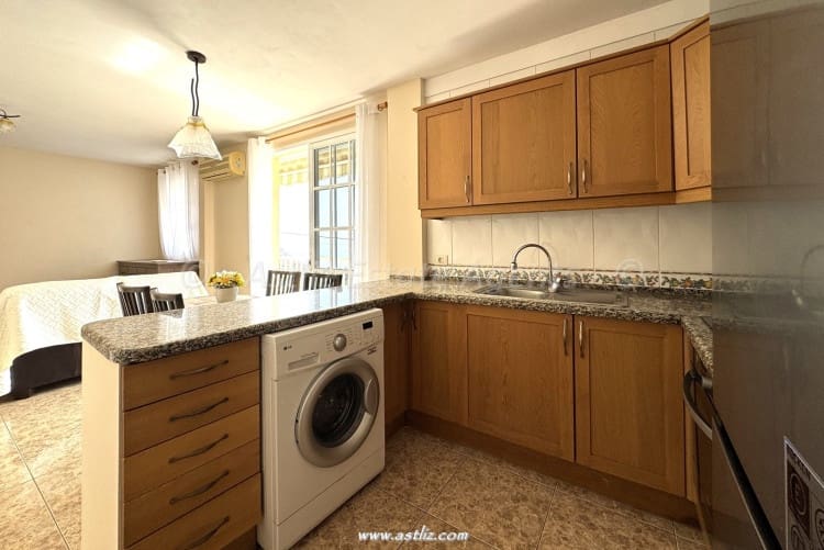 2 bedroom Apartment for sale in Santiago del Teide - € 165,000 (Ref: 9187222)