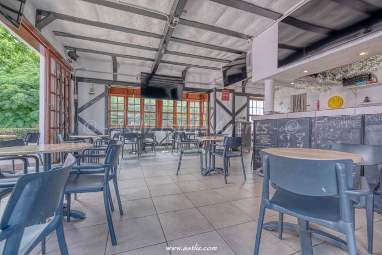 Commercial for sale in Puerto Santiago - € 225,000 (Ref: 9199998)