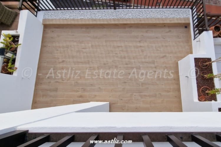 2 slaapkamer Appartement te koop in Los Gigantes met zwembad - € 575.000 (Ref: 9216369)