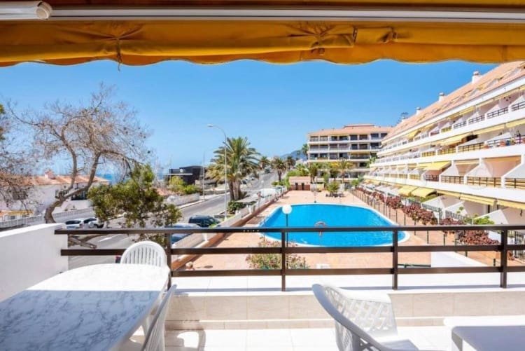 1 soveværelse Lejlighed til salg i Puerto Santiago med swimmingpool - € 229.000 (Ref: 9223578)