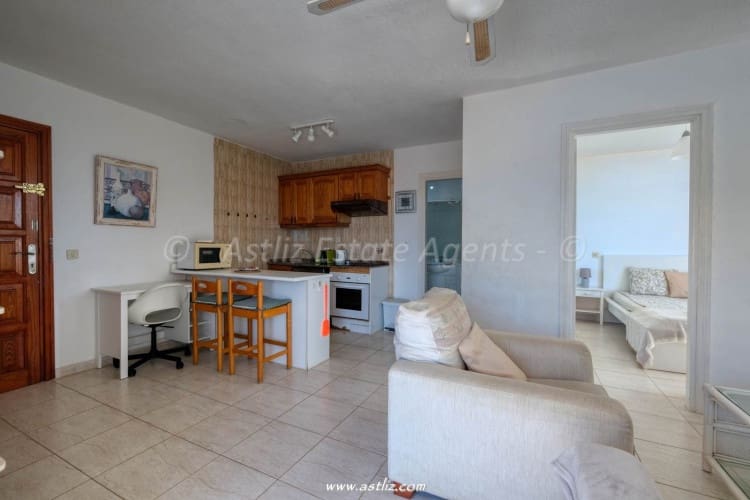 1 soveværelse Lejlighed til salg i Puerto Santiago med swimmingpool - € 229.000 (Ref: 9223578)