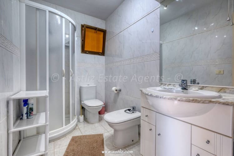 1 soveværelse Lejlighed til salg i Puerto Santiago med swimmingpool - € 229.000 (Ref: 9223578)