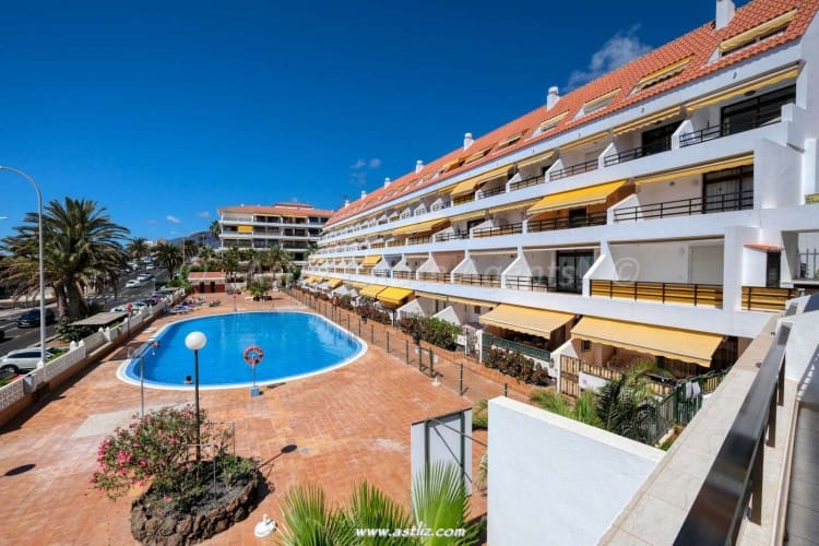 1 soveværelse Lejlighed til salg i Puerto Santiago med swimmingpool - € 229.000 (Ref: 9223578)