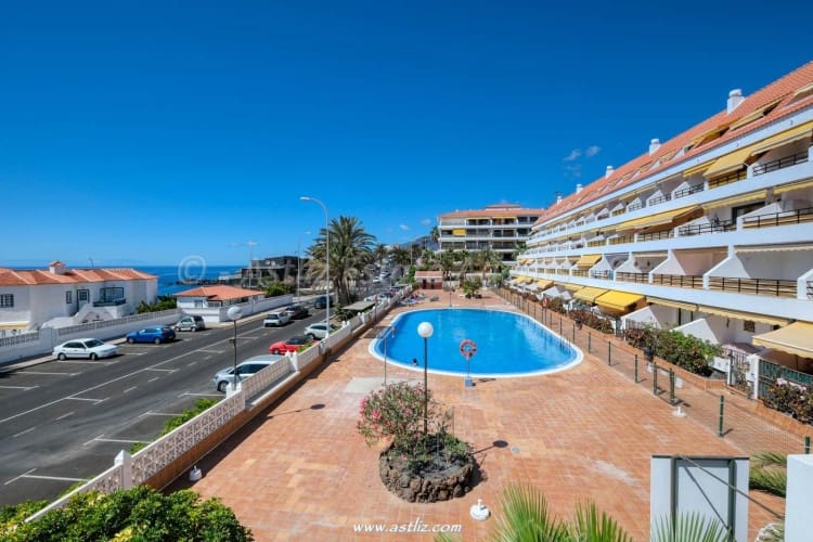 1 soveværelse Lejlighed til salg i Puerto Santiago med swimmingpool - € 229.000 (Ref: 9223578)