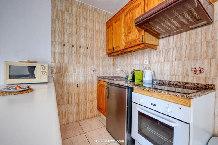 1 soveværelse Lejlighed til salg i Puerto Santiago med swimmingpool - € 229.000 (Ref: 9223578)