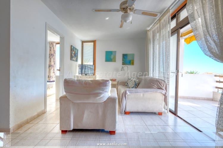 1 soveværelse Lejlighed til salg i Puerto Santiago med swimmingpool - € 229.000 (Ref: 9223578)