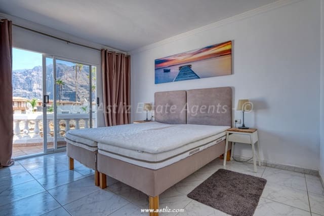 3 soverom Villa til salgs i Los Gigantes, Santiago del Teide - € 675 000 (Ref: 9231794)