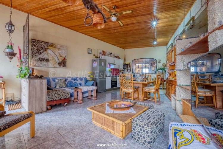 3 bedroom Commercial for sale in Playa San Juan - € 399,000 (Ref: 9271711)