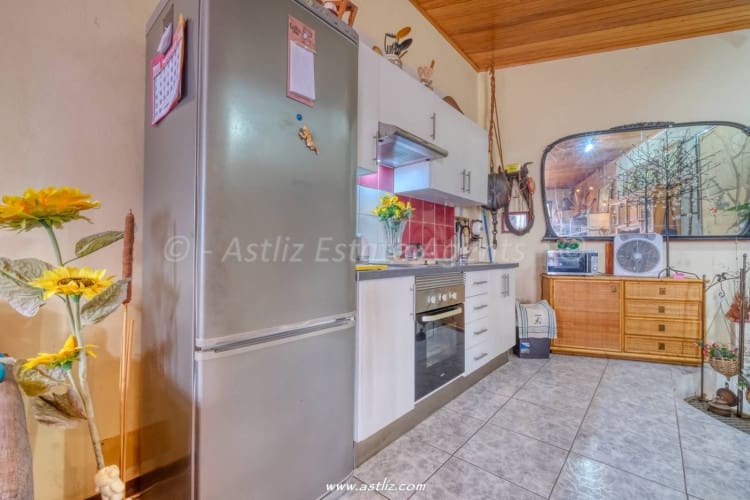 3 bedroom Commercial for sale in Playa San Juan - € 399,000 (Ref: 9271711)