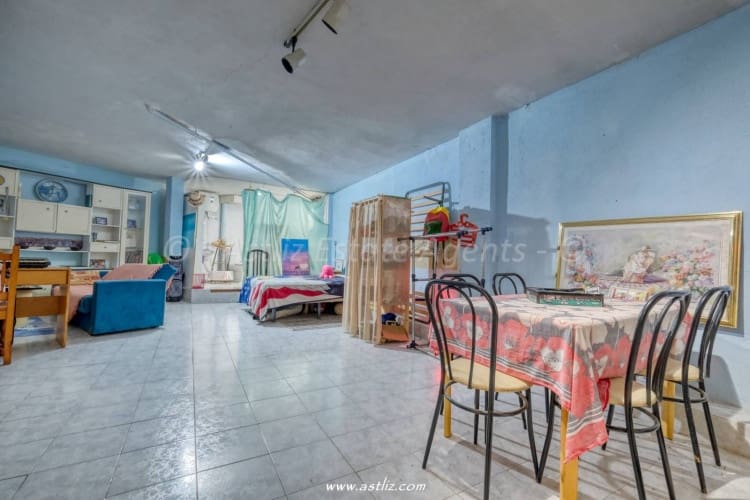 3 bedroom Commercial for sale in Playa San Juan - € 399,000 (Ref: 9271711)